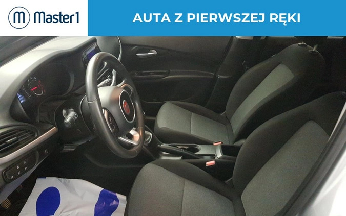 Fiat Tipo cena 43850 przebieg: 92368, rok produkcji 2019 z Chociwel małe 191